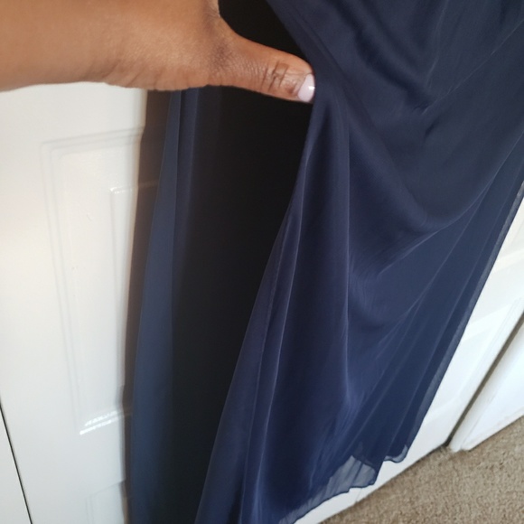 Dress - Picture 6 of 7